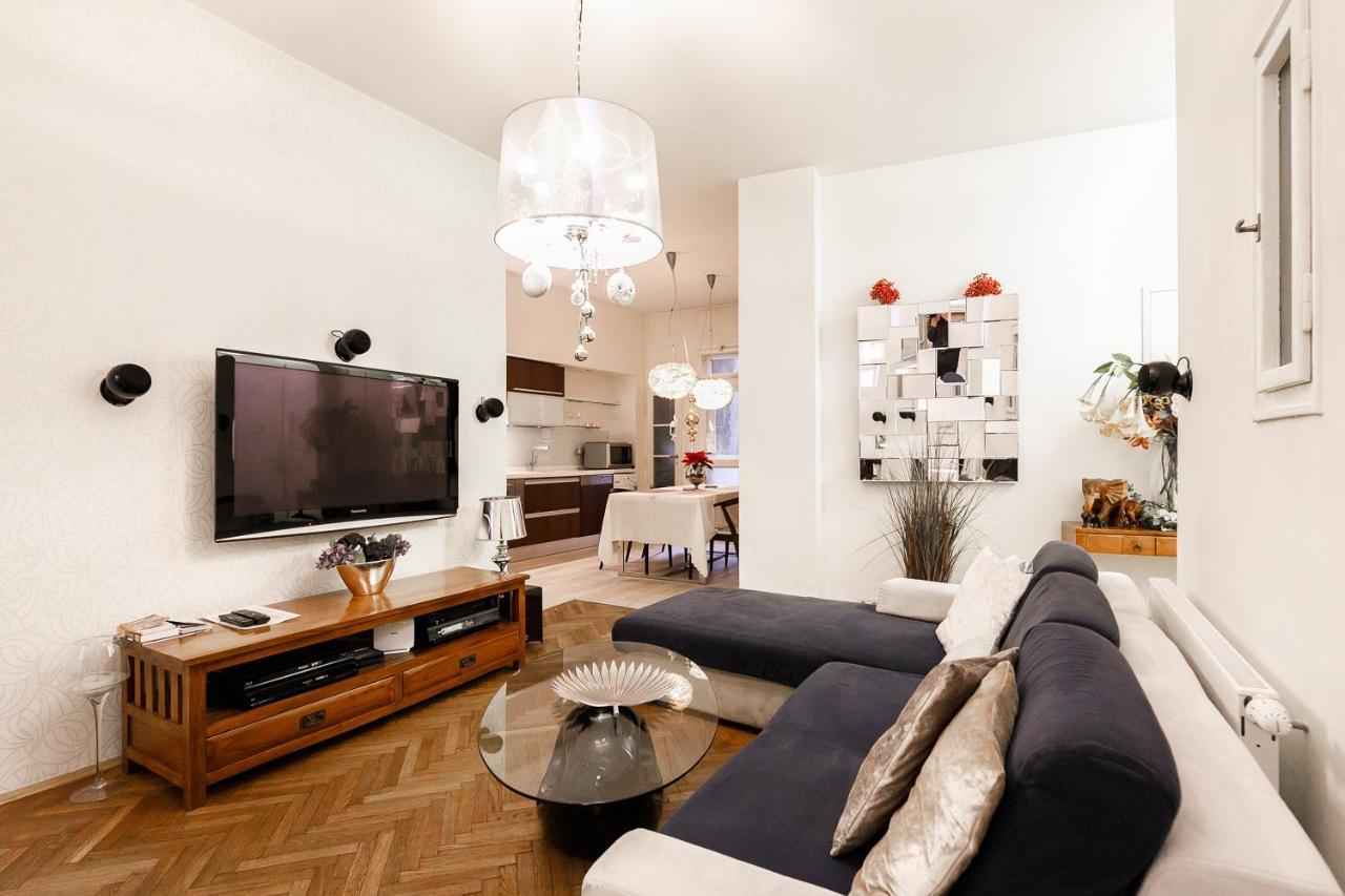 פראג Luxury Apartment Dlouha מראה חיצוני תמונה
