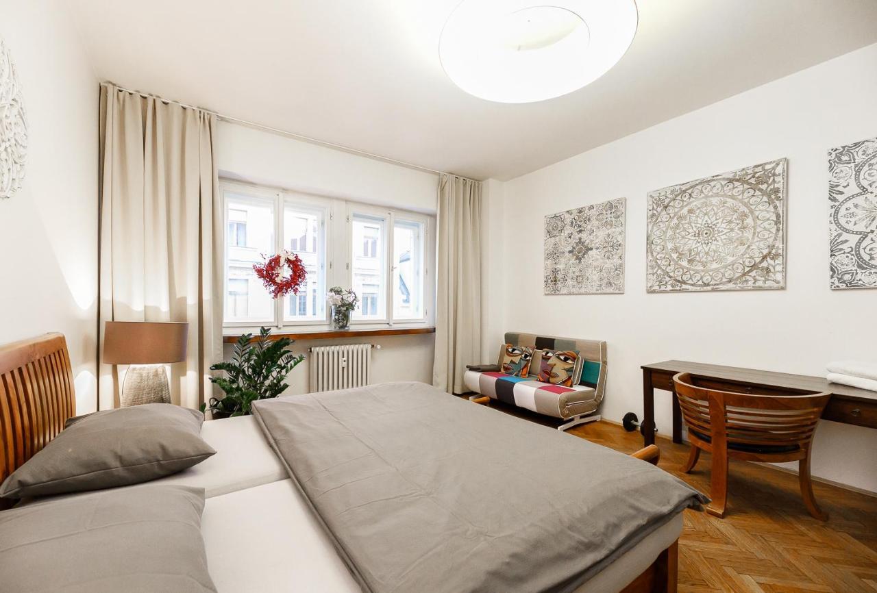 פראג Luxury Apartment Dlouha מראה חיצוני תמונה