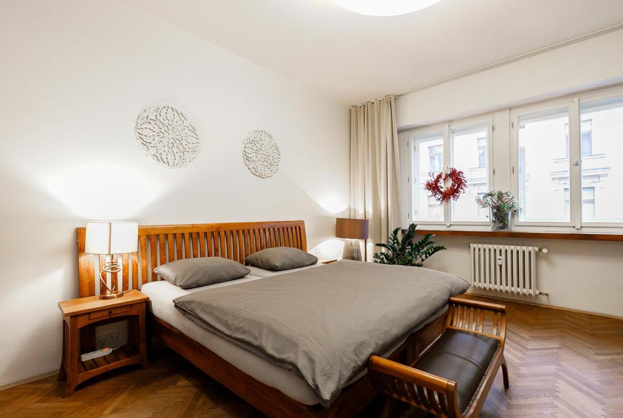 פראג Luxury Apartment Dlouha מראה חיצוני תמונה